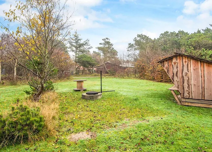 10 Person In Oksbol-by Traum Oksbøl